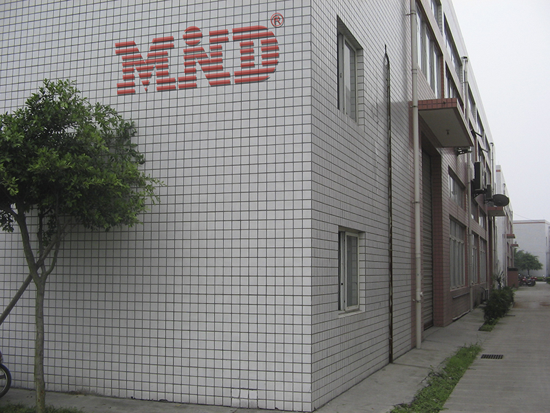 Enlarge twice of factory scale,import new machinery and annual capacity reach 80 million cards.